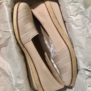 NWT Orthalite canvas wedge slipons!